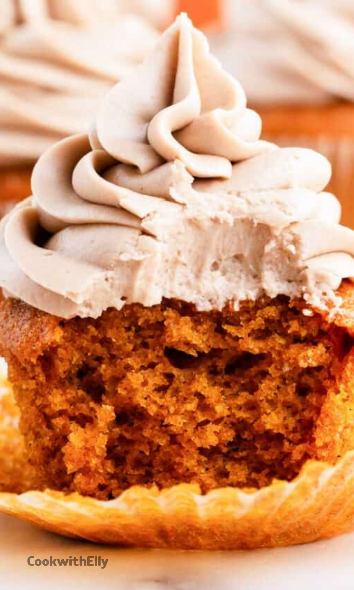 Pumpkin Cupcakes Recipe - cookwithelly.com